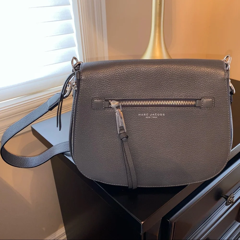 Marc Jacobs Grey Crossbody - Picture 3 of 5